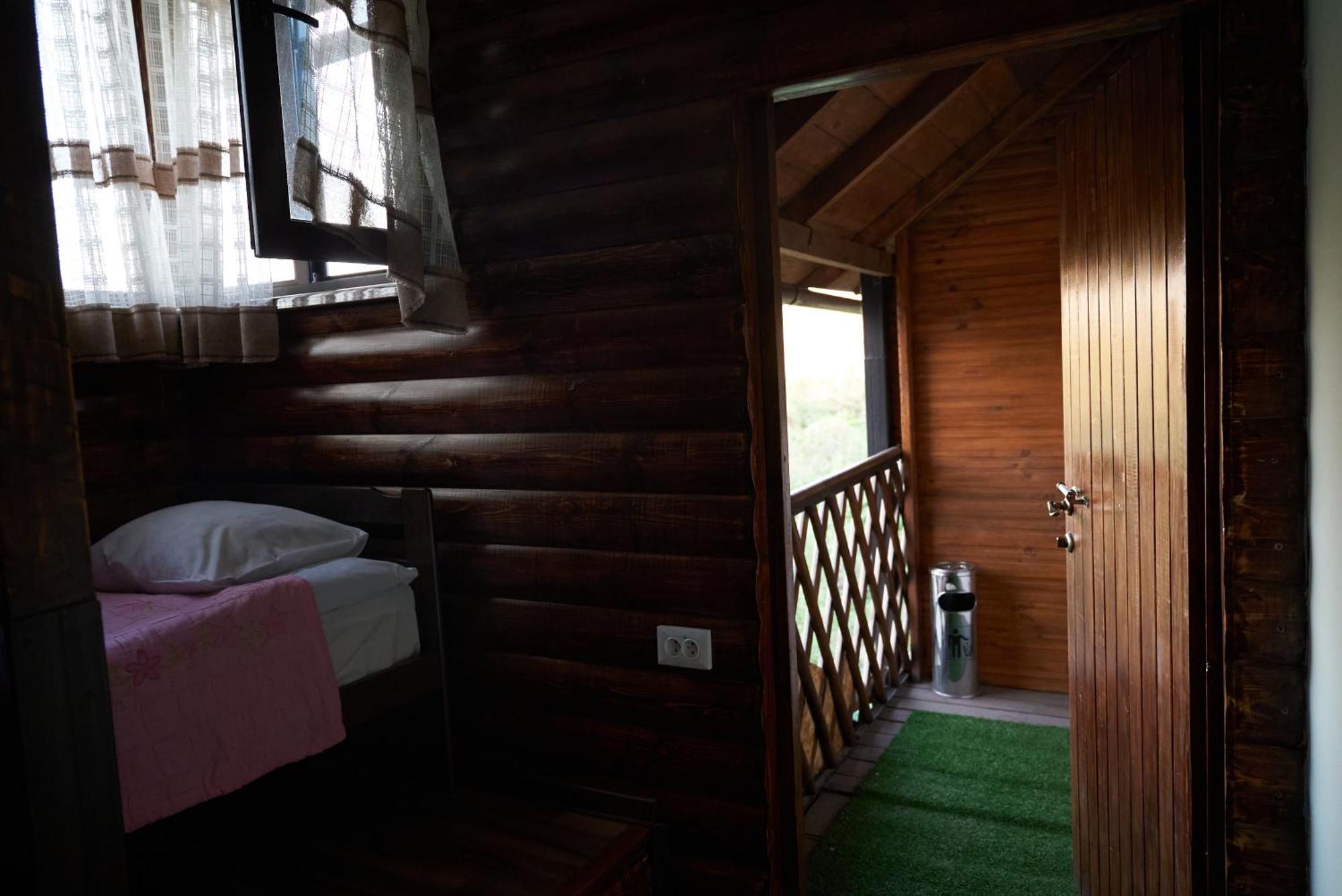 Argo Guest House Karakol Extérieur photo